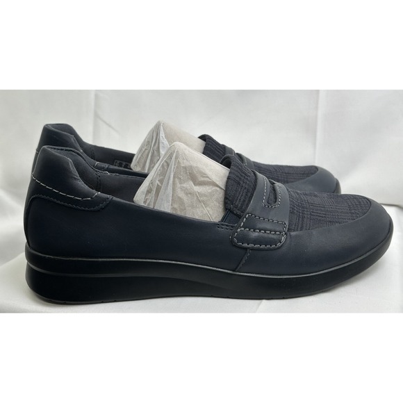 Clarks Women's Ellowyn Slip On Loafer Navy Blue Size 9 Comfort Cushion Casual - Picture 3 of 11
